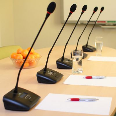 Mikrofony bezprzewodowe - System konferencyjny Delegat RF 